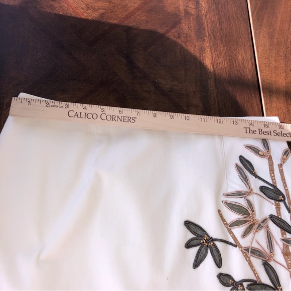 Worth Off White With Kaiki Green Tan Beaded Emebllishments New Size 6 - Picture 11 of 16